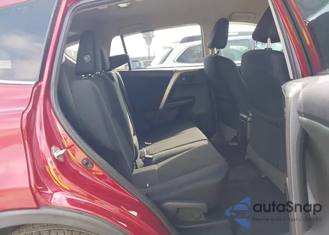 2018 Toyota Rav4 Le z USA, uszkodzony, nr VIN 2T3ZFREV9JW493737